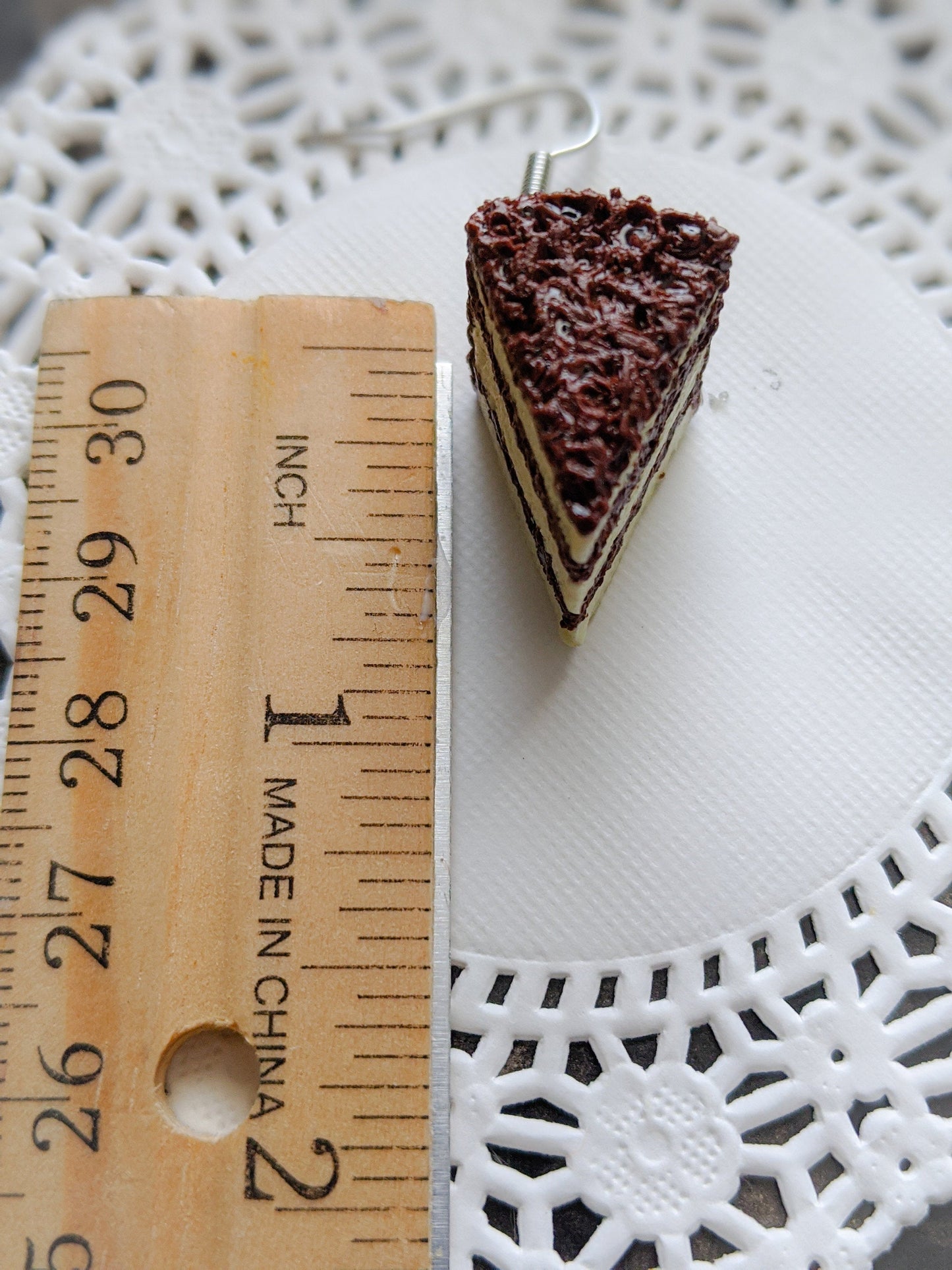 Vanilla Cake with Chocolate Icing