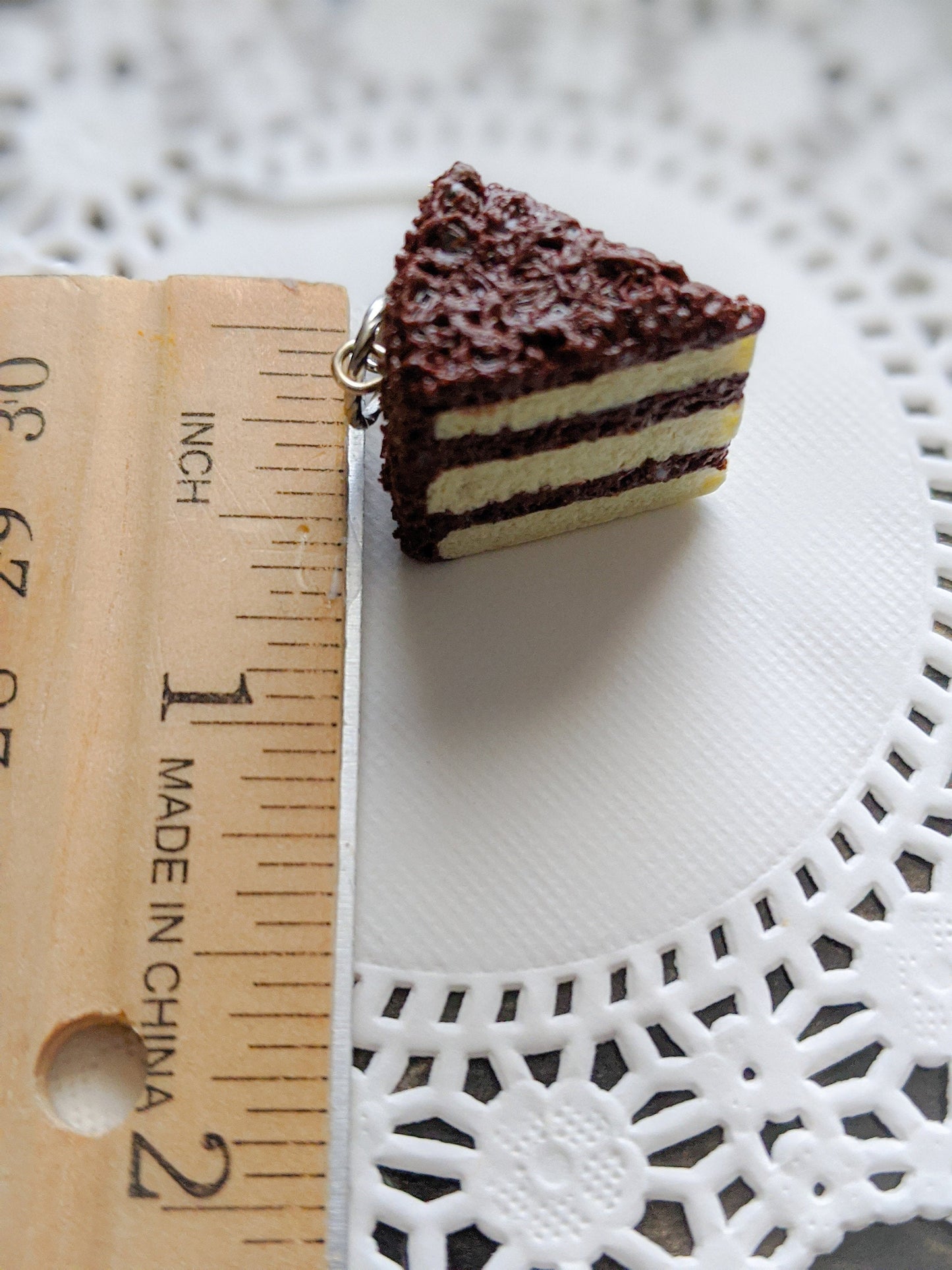 Vanilla Cake with Chocolate Icing